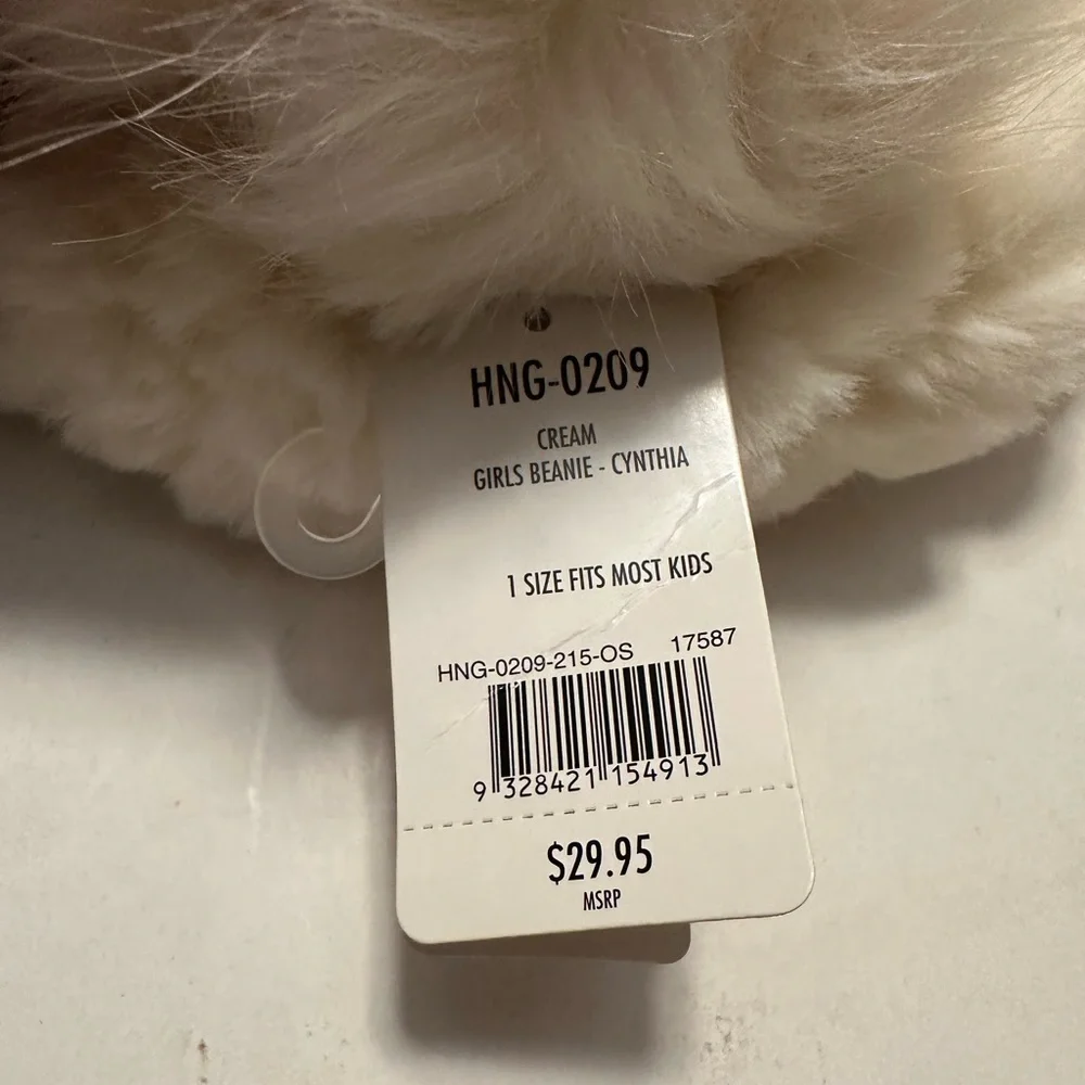 MILLYMOOK AND DOZER‎ CREAM FAUX FUR CYNTHIA BEANIE – ONE SIZE FITS MOST- NWT